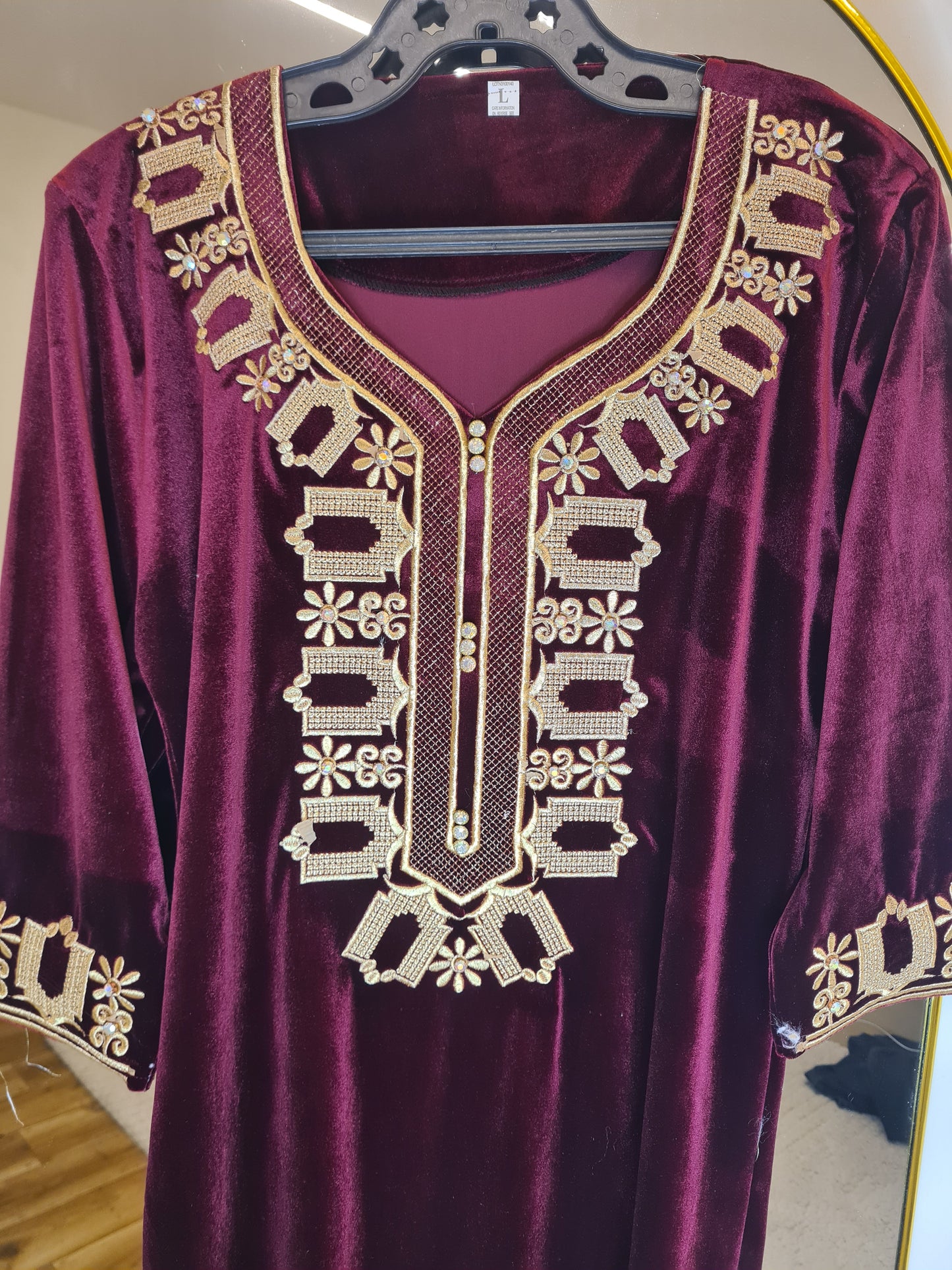 Robe Velours Modèle 07