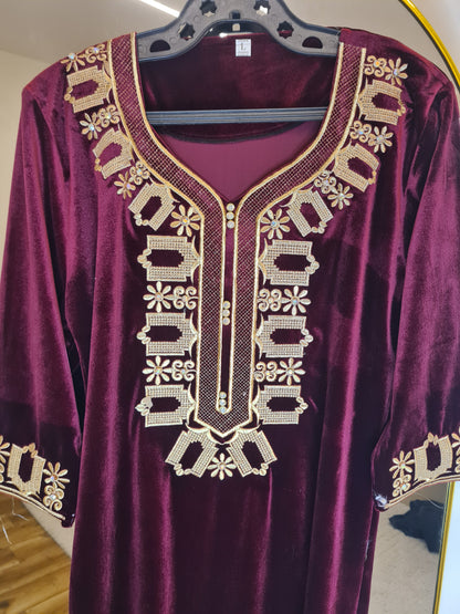 Robe Velours Modèle 07