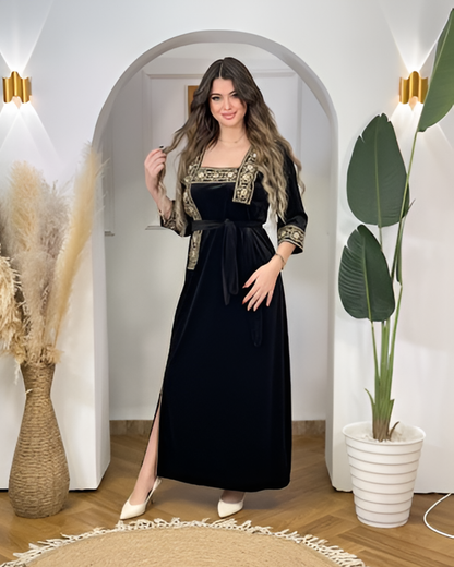 Robe Velours Modèle 05