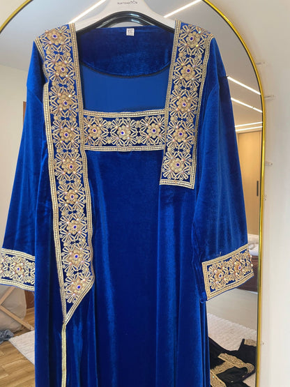 Robe Velours Modèle 05
