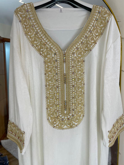 Robe Velours Modèle 06