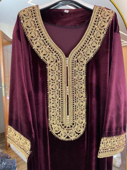 Robe Velours Modèle 06