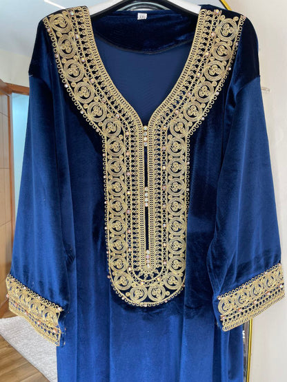 Robe Velours Modèle 06