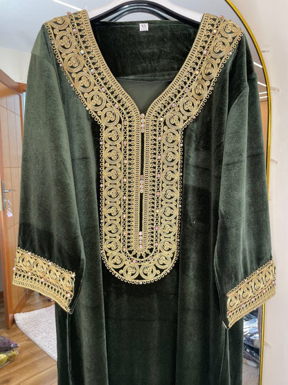 Robe Velours Modèle 06